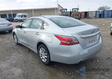 2014 Nissan Altima 2.5 S z USA, uszkodzony, nr VIN 1N4AL3AP9EN225459